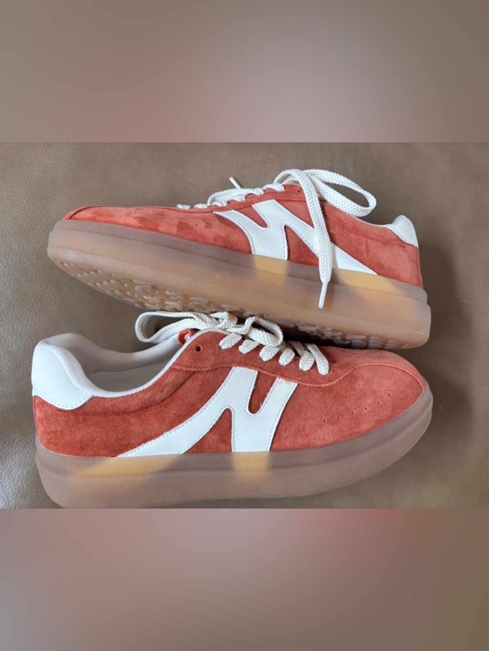 Somiliss Women’s Red Suede Low-Top Sneakers with White Trim - Picture 6 of 9